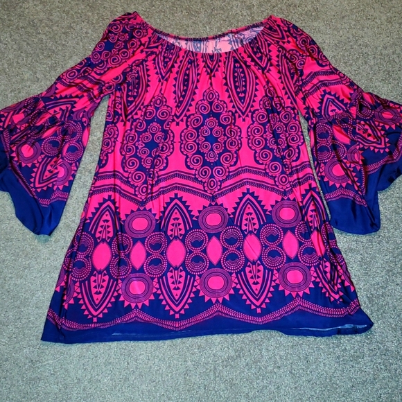 Tunic - Picture 1 of 3